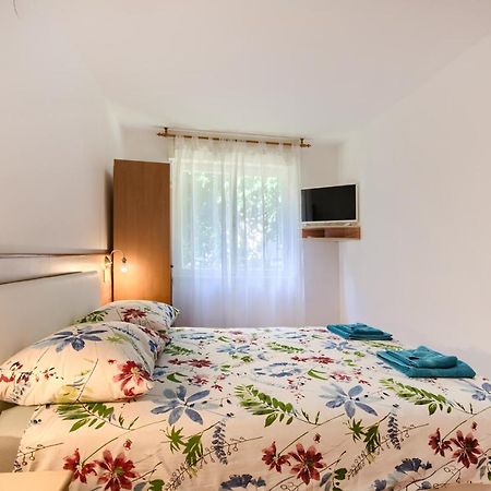 Apartment Stefan Pula Buitenkant foto