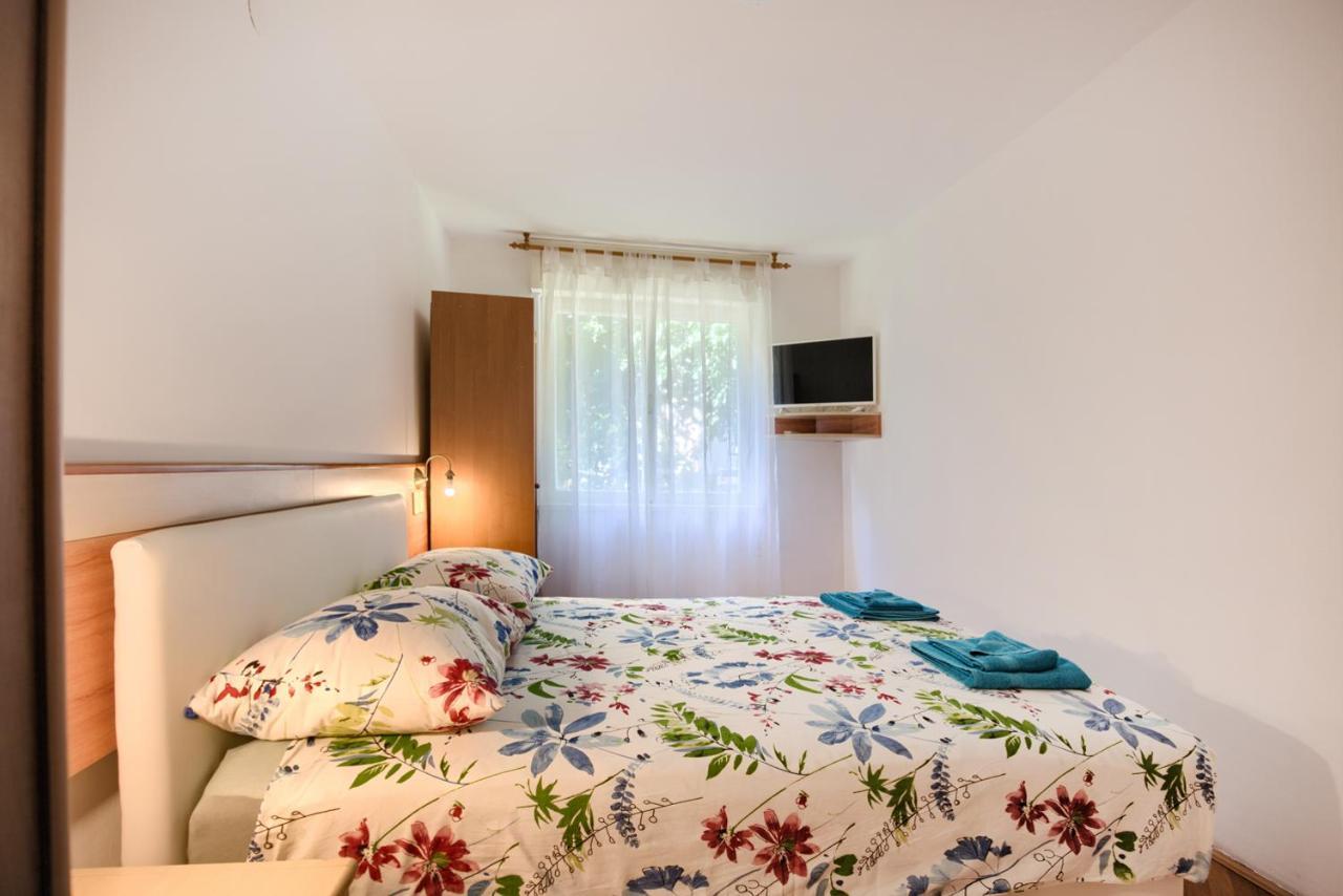 Apartment Stefan Pula Buitenkant foto